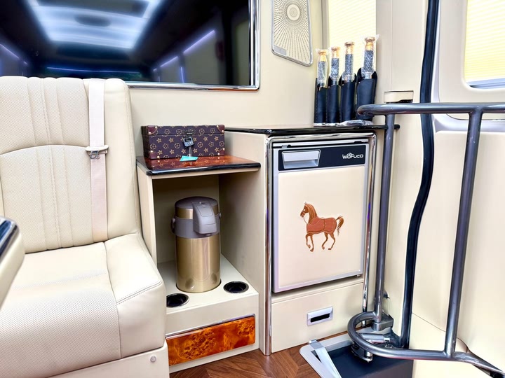 Фото 14 - Hongqi Guoyue