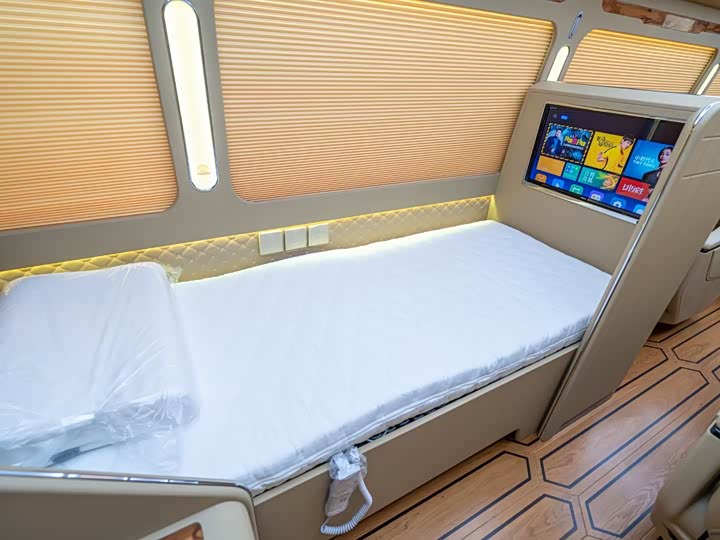 Фото 29 - Hongqi Guoyue