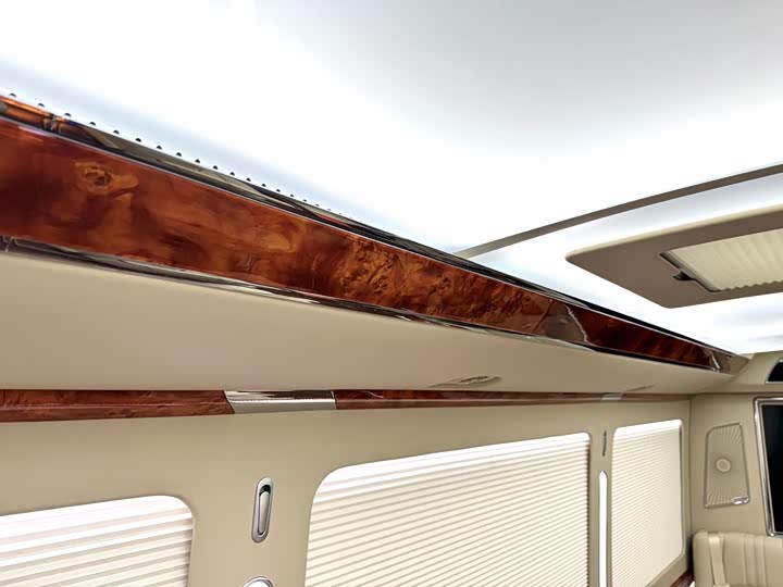 Фото 31 - Hongqi Guoyue