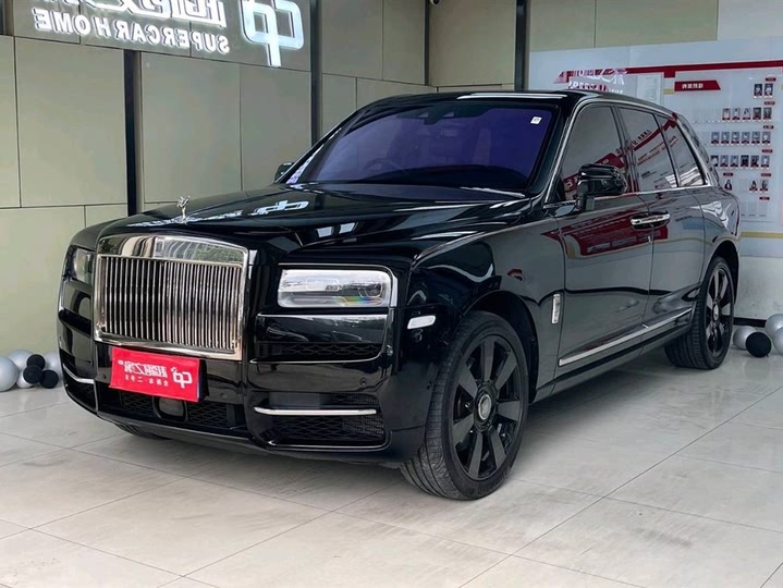 Фото 3 - Rolls-Royce Cullinan