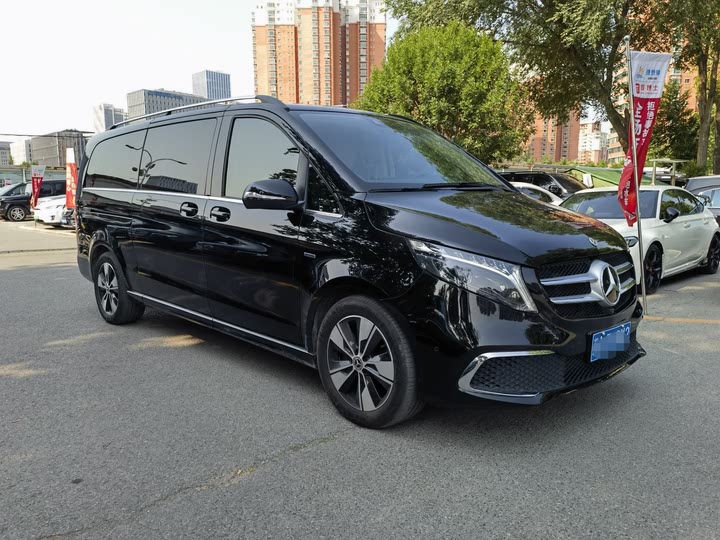 Фото 2 - Mercedes-Benz V-Class