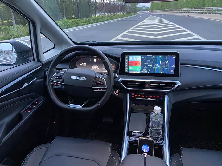 Фото 11 - Maxus G50