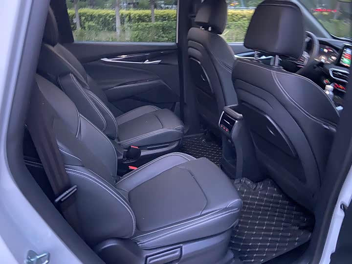 Фото 9 - Maxus G50