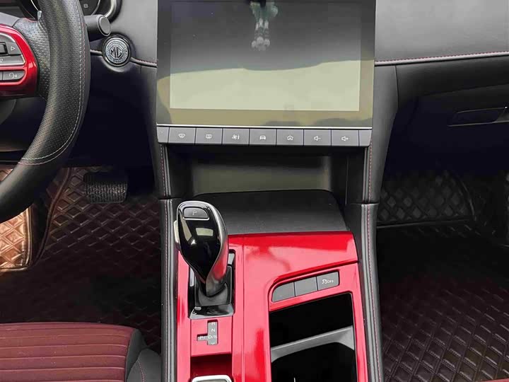 Фото 10 - MG Motor 6