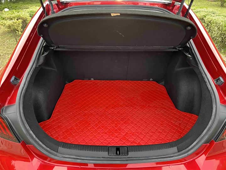 Фото 8 - MG Motor 6