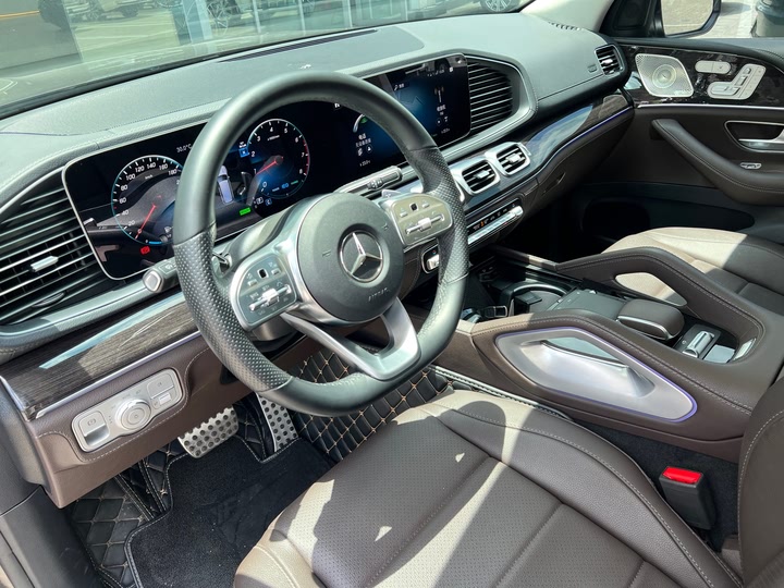 Фото 12 - Mercedes-Benz GLS-Class