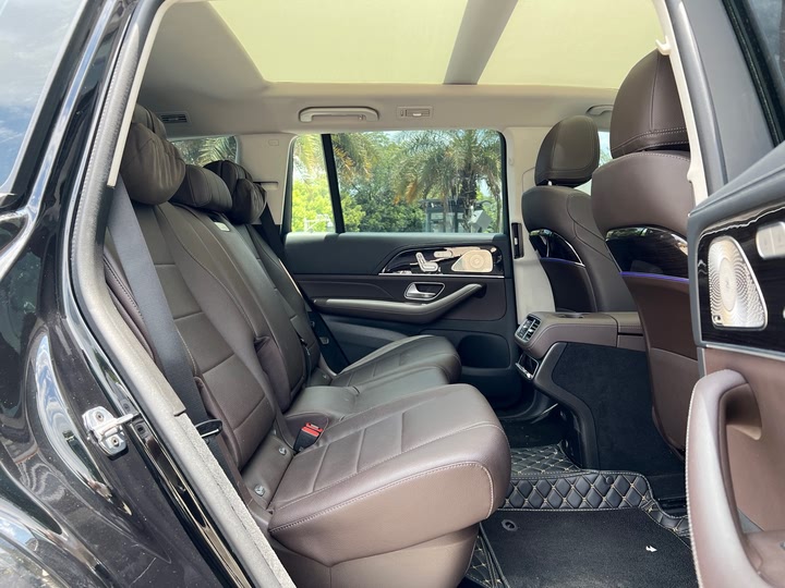 Фото 16 - Mercedes-Benz GLS-Class