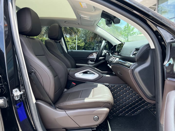 Фото 17 - Mercedes-Benz GLS-Class