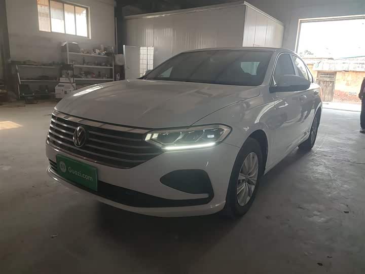 Фото 2 - Volkswagen Lavida