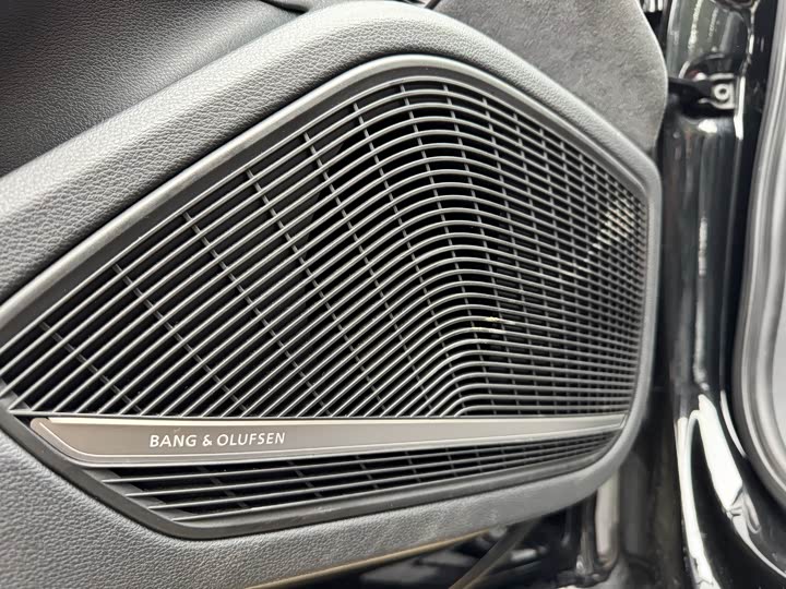 Фото 12 - Audi S4