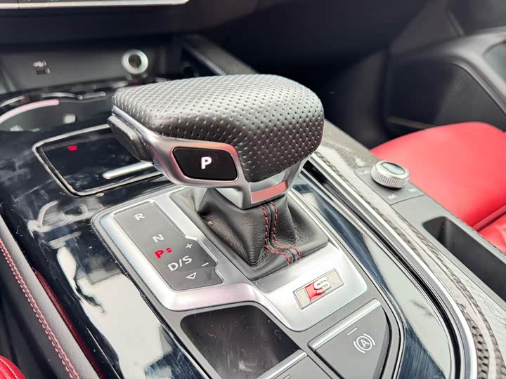 Фото 8 - Audi S4