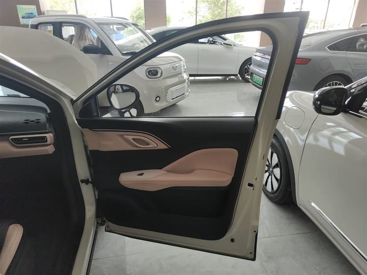 Фото 26 - BYD Seagull