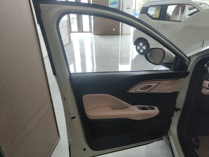 Фото 28 - BYD Seagull