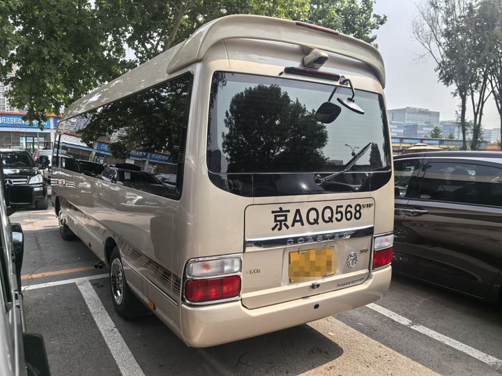 Фото 22 - Toyota Coaster