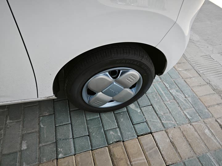 Фото 14 - Geely Galaxy Panda Mini