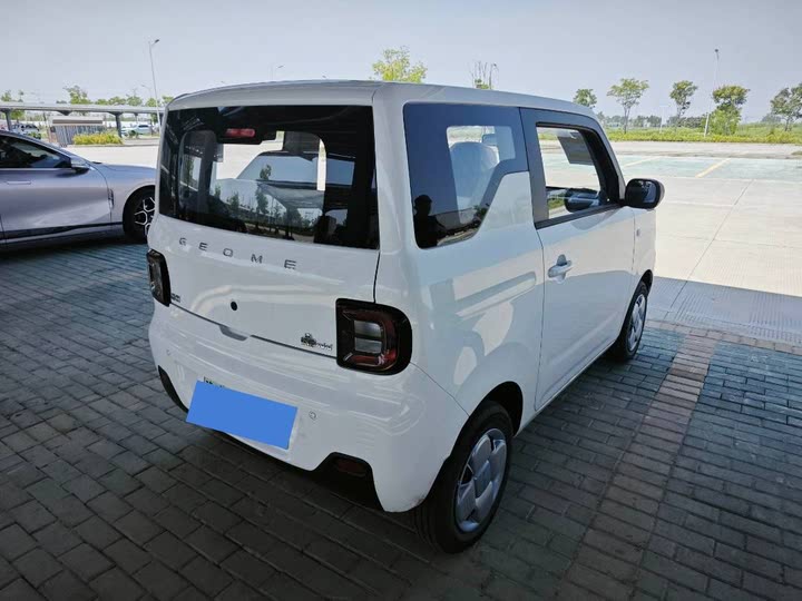 Фото 16 - Geely Galaxy Panda Mini