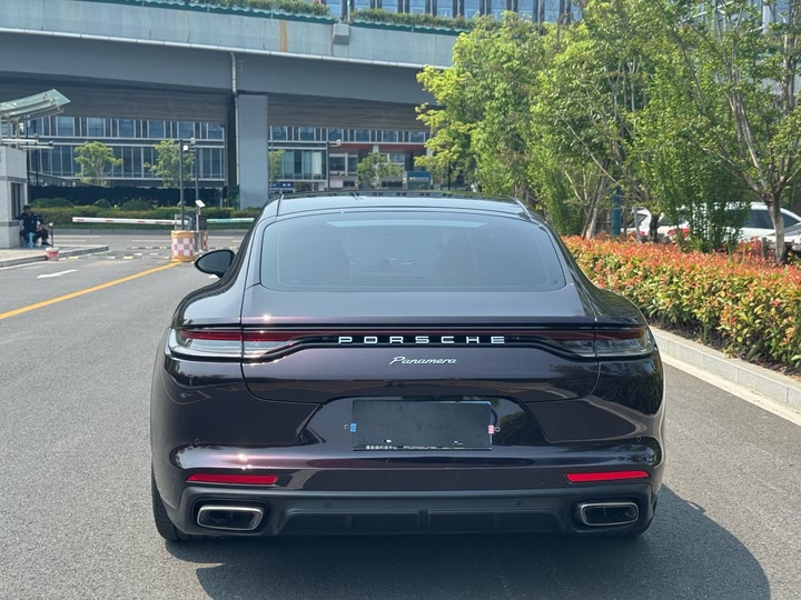 Фото 16 - Porsche Panamera