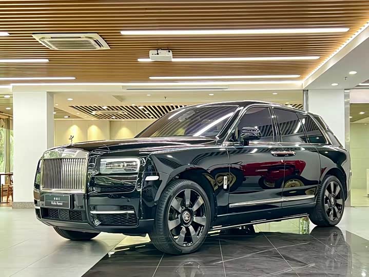 Фото 1 - Rolls-Royce Cullinan