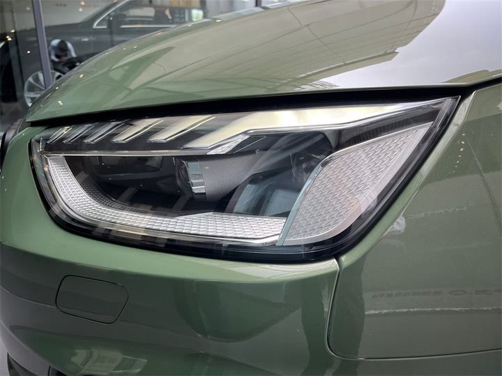 Фото 14 - Audi S4