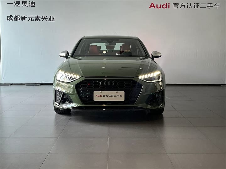 Фото 2 - Audi S4