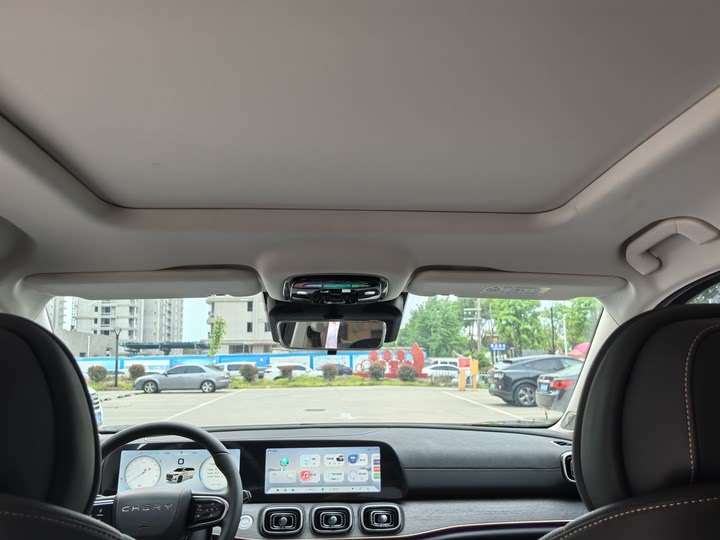 Фото 6 - Chery Tiggo 9