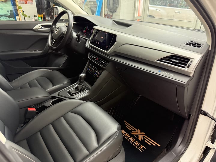 Фото 28 - Volkswagen Tharu EV