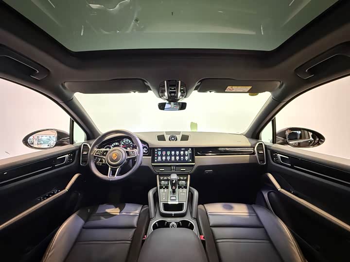 Фото 12 - Porsche Cayenne