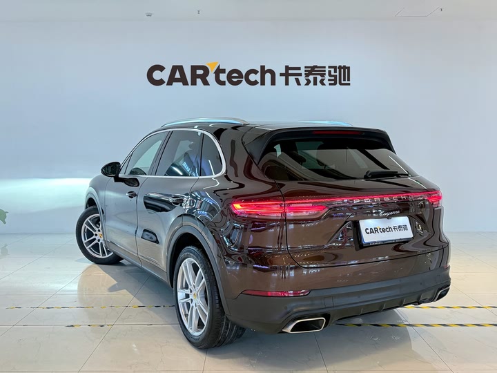 Фото 7 - Porsche Cayenne