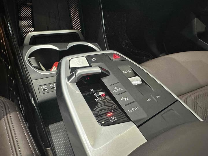 Фото 13 - BMW X1