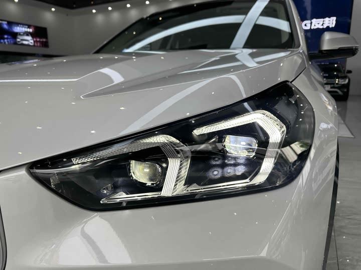 Фото 15 - BMW X1