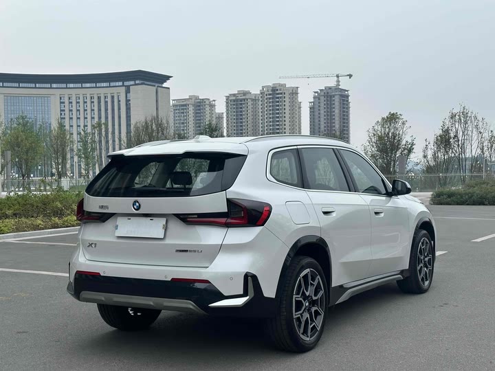 Фото 20 - BMW X1