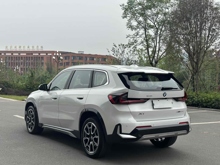 Фото 22 - BMW X1