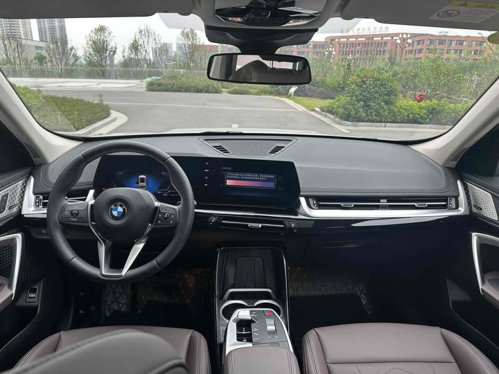 Фото 25 - BMW X1