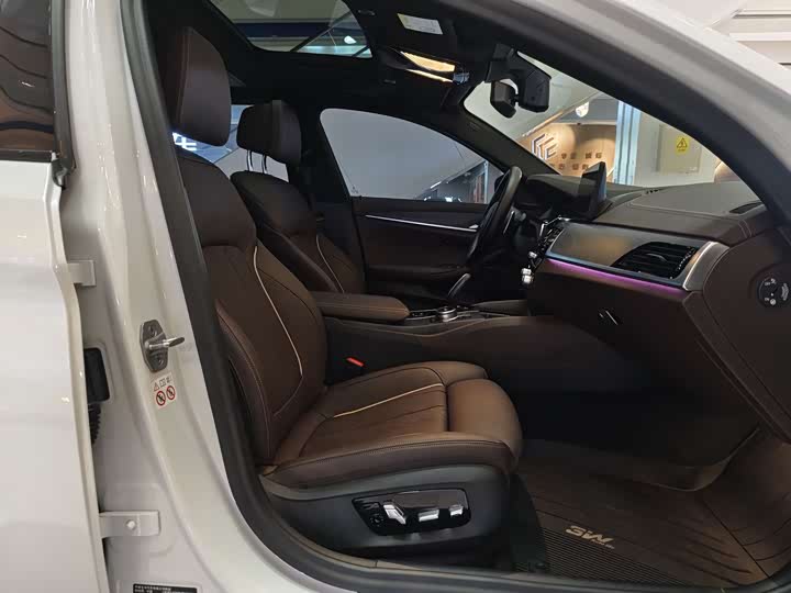 Фото 22 - BMW 5 Series