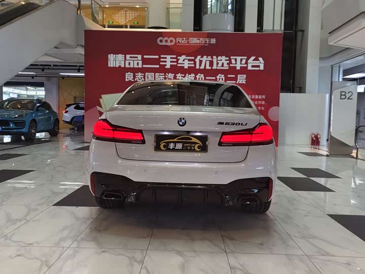 Фото 27 - BMW 5 Series