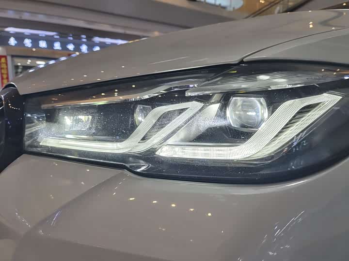 Фото 4 - BMW 5 Series