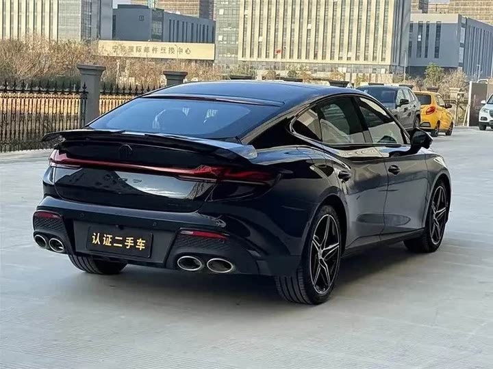 Фото 11 - MG Motor 7