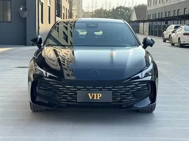 Фото 2 - MG Motor 7