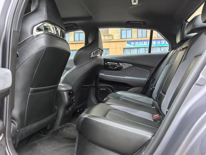 Фото 8 - GAC Trumpchi Empow R