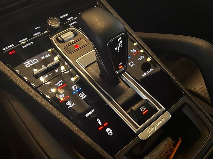 Фото 20 - Porsche Cayenne