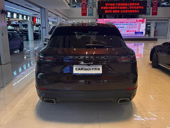 Фото 4 - Porsche Cayenne