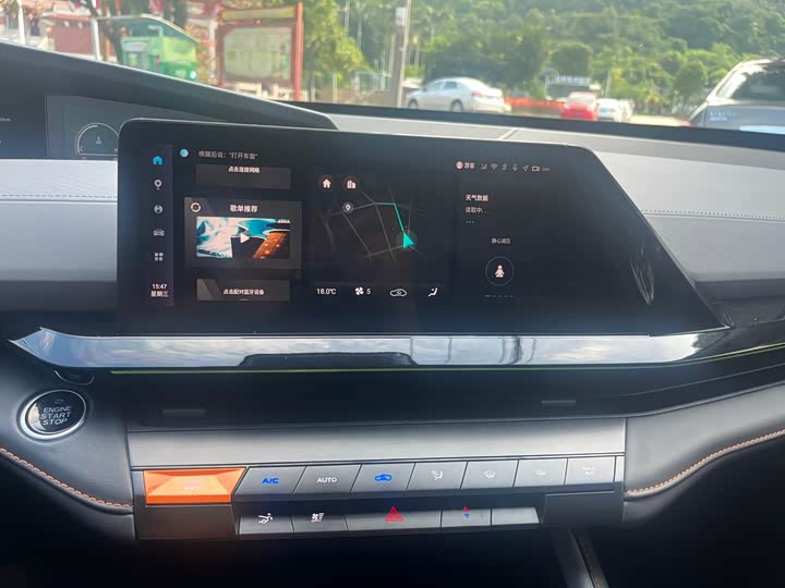 Фото 17 - Changan UNI-V