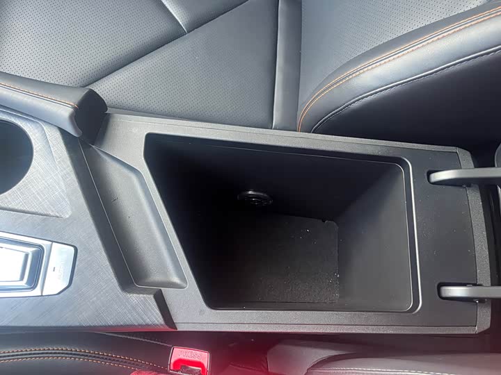 Фото 20 - Changan UNI-V