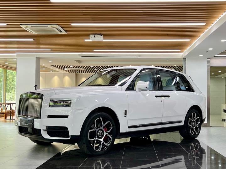 Фото 1 - Rolls-Royce Cullinan