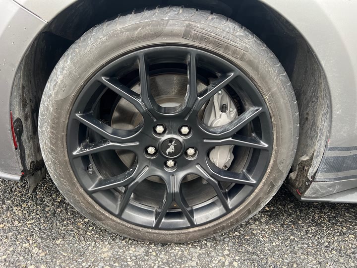 Фото 7 - Ford Mustang