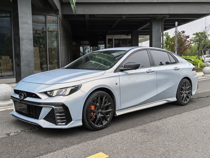 Фото 1 - GAC Trumpchi Empow R