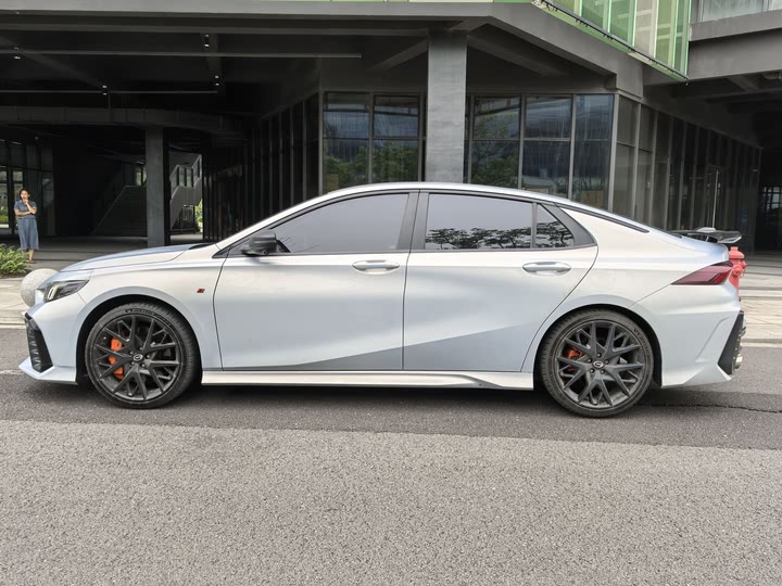 Фото 4 - GAC Trumpchi Empow R