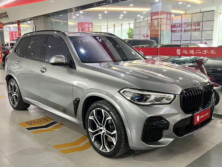 Фото 2 - BMW X5