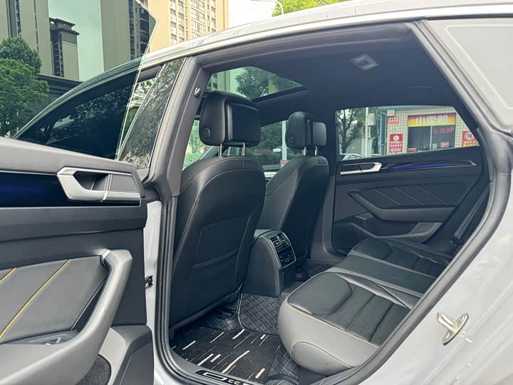 Фото 6 - Volkswagen CC