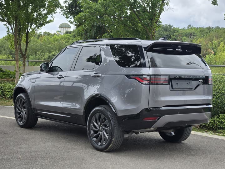 Фото 16 - Land Rover Discovery